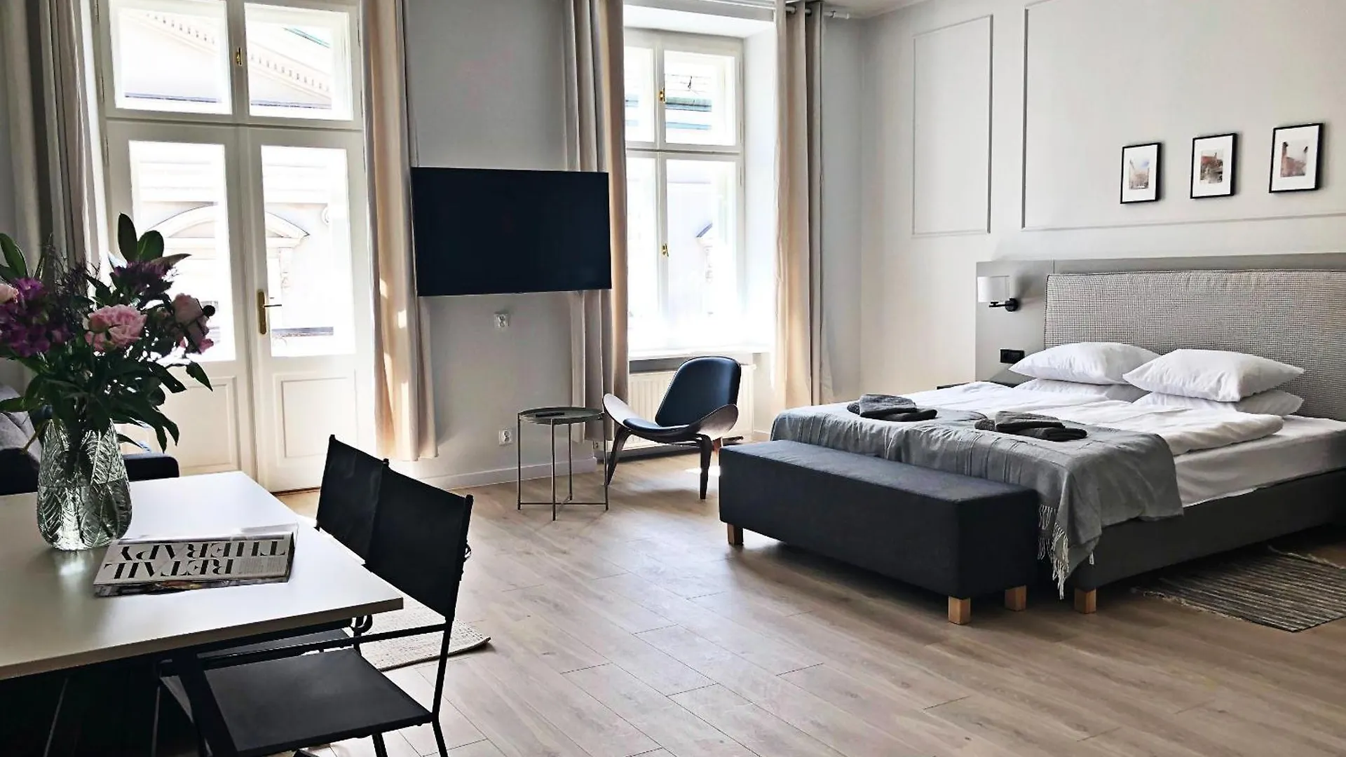 Anny 5 Apartamenty Kraków Polen