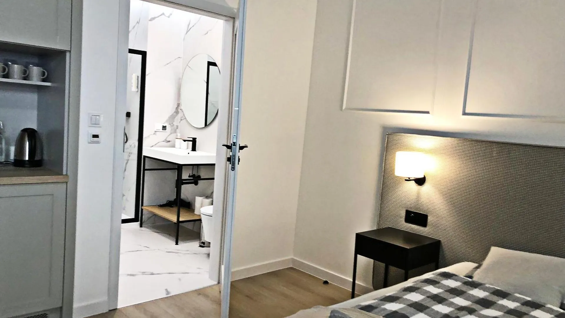 Anny 5 Apartamenty Kraków Polen